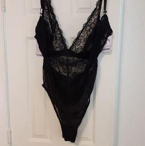 NWT Savage x Fenty Lace teddy 3x